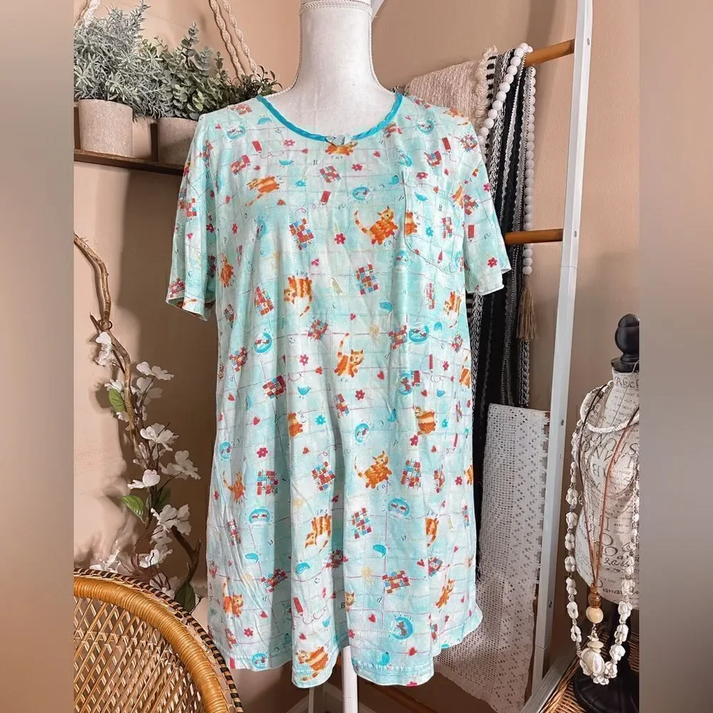 Vintage Basic Editions 90s Grannycore Kitty Cat Sleeper Night Shirt